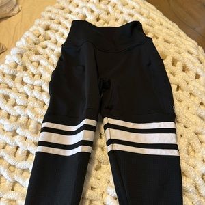 Bombshell sock leggings